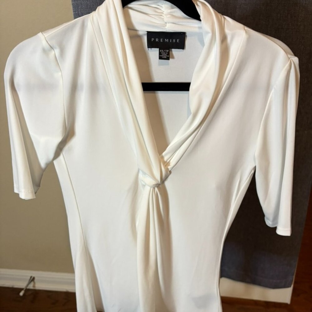 Premise blouse